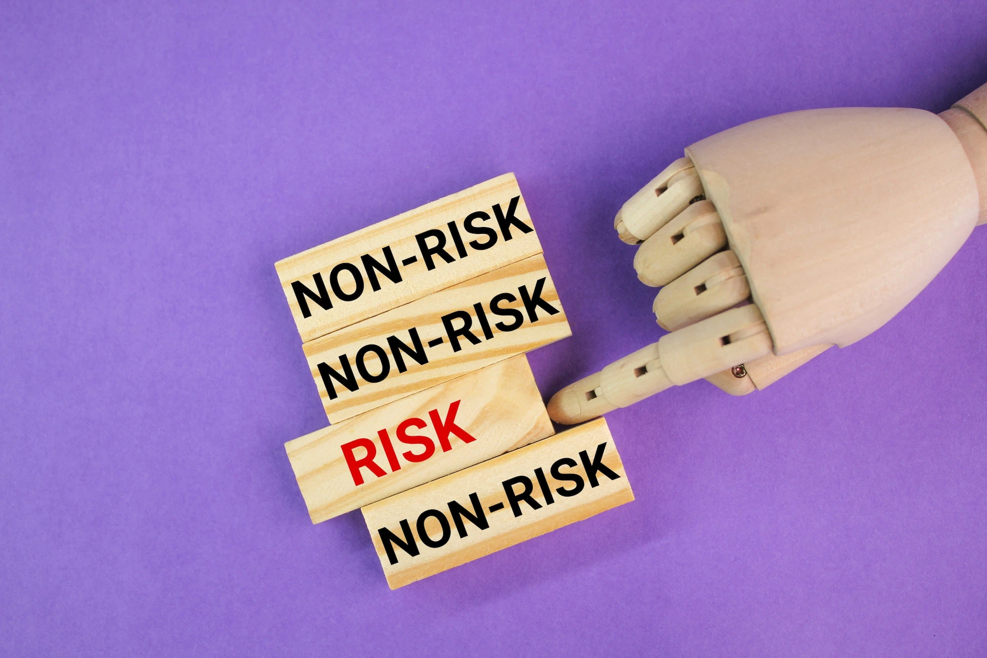 Energy Trading Risk Montel | Blog - How to Manage Risks in Electricity Trading?